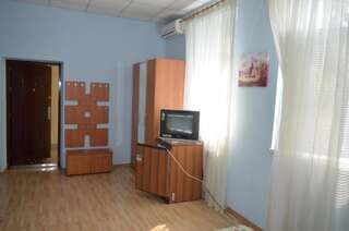 Гостевой дом Guest house Azovets Бердянск Улучшенный двухместный номер с 1 кроватью-20
