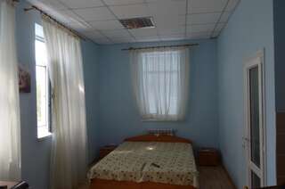 Гостевой дом Guest house Azovets Бердянск Улучшенный двухместный номер с 1 кроватью-22